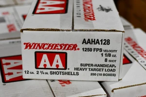 Winchester Ammo AAHA128 AA Target Loads 12 Gauge 2.75" 1250 FPS 1-1/8 oz 8 Shot 250 Case - 020892014107