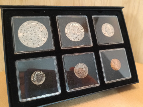 100 Piece, Six Coin Birthyear Collection