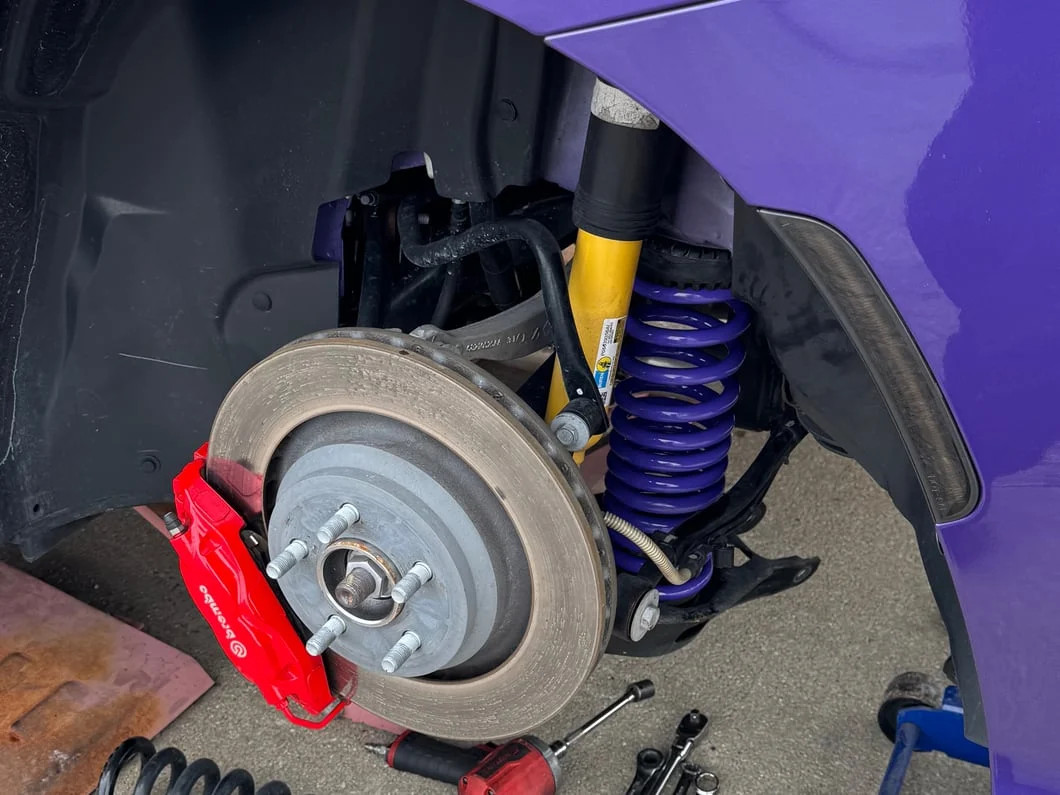 D2 Racing Lowering Springs CHARGER/ CHYR 300 11+ (FR=1.8 & RE=2.0