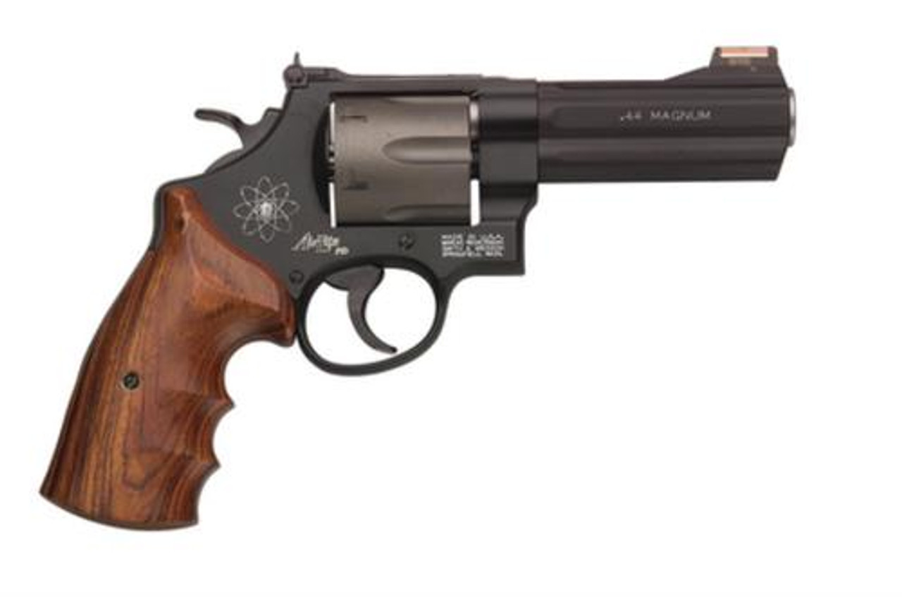 Smith & Wesson 329 Personal Defense 44 Mag 4