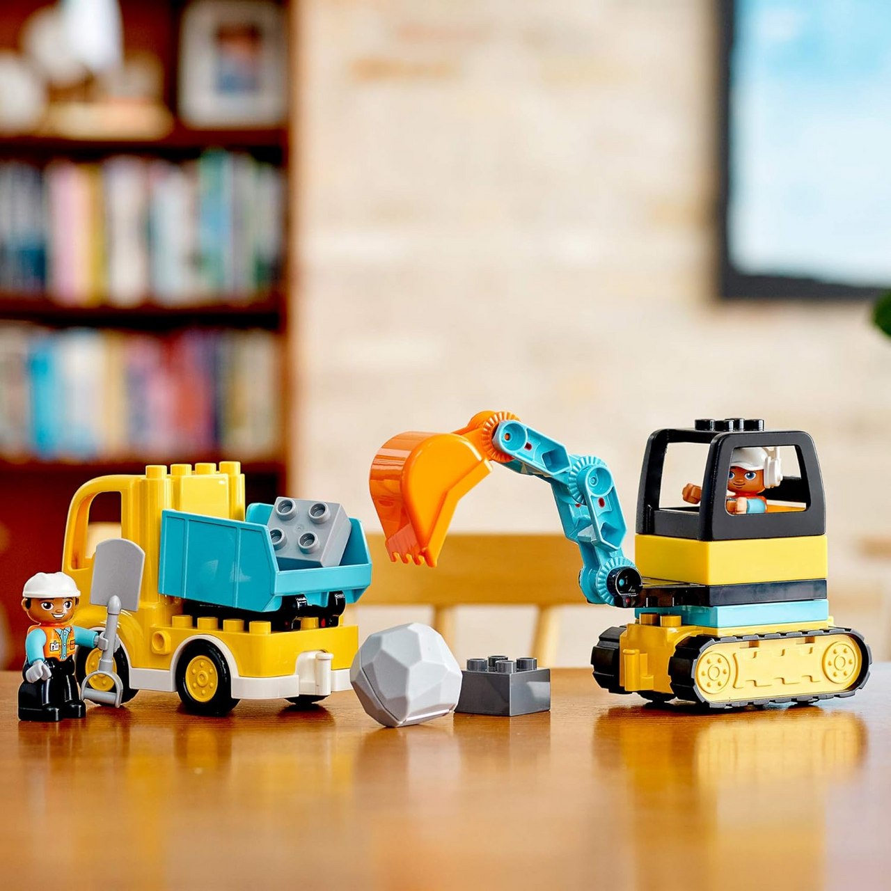 LEGO DUPLO Construction Truck and Tracked Excavator Building Site