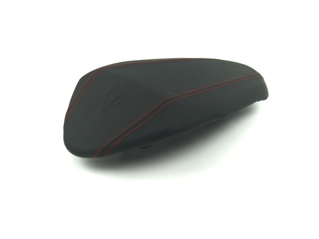 Seat street triple R Red stich