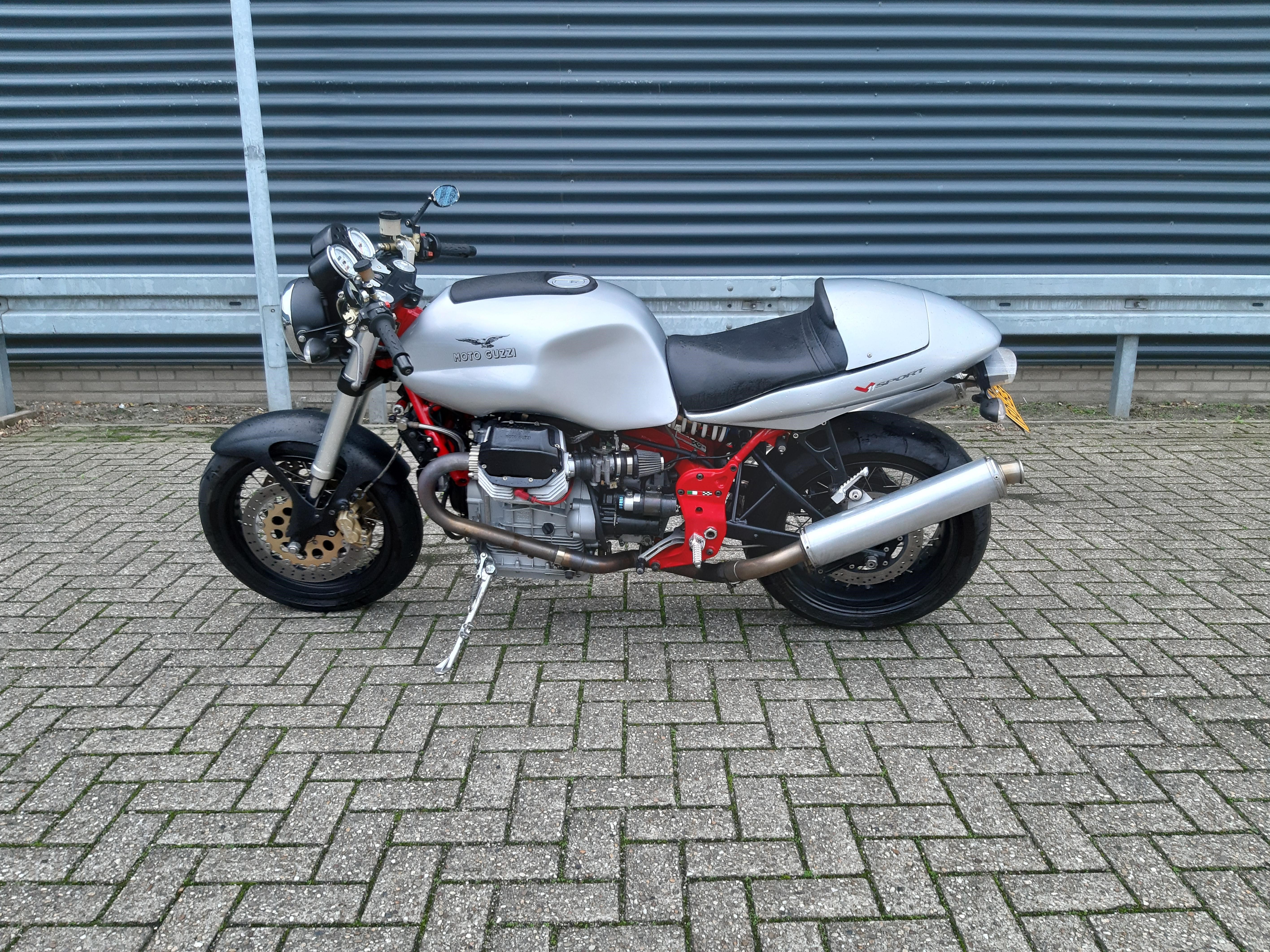 In Onderdelen: Moto Guzzi V11 Sport 2002 41.250Km