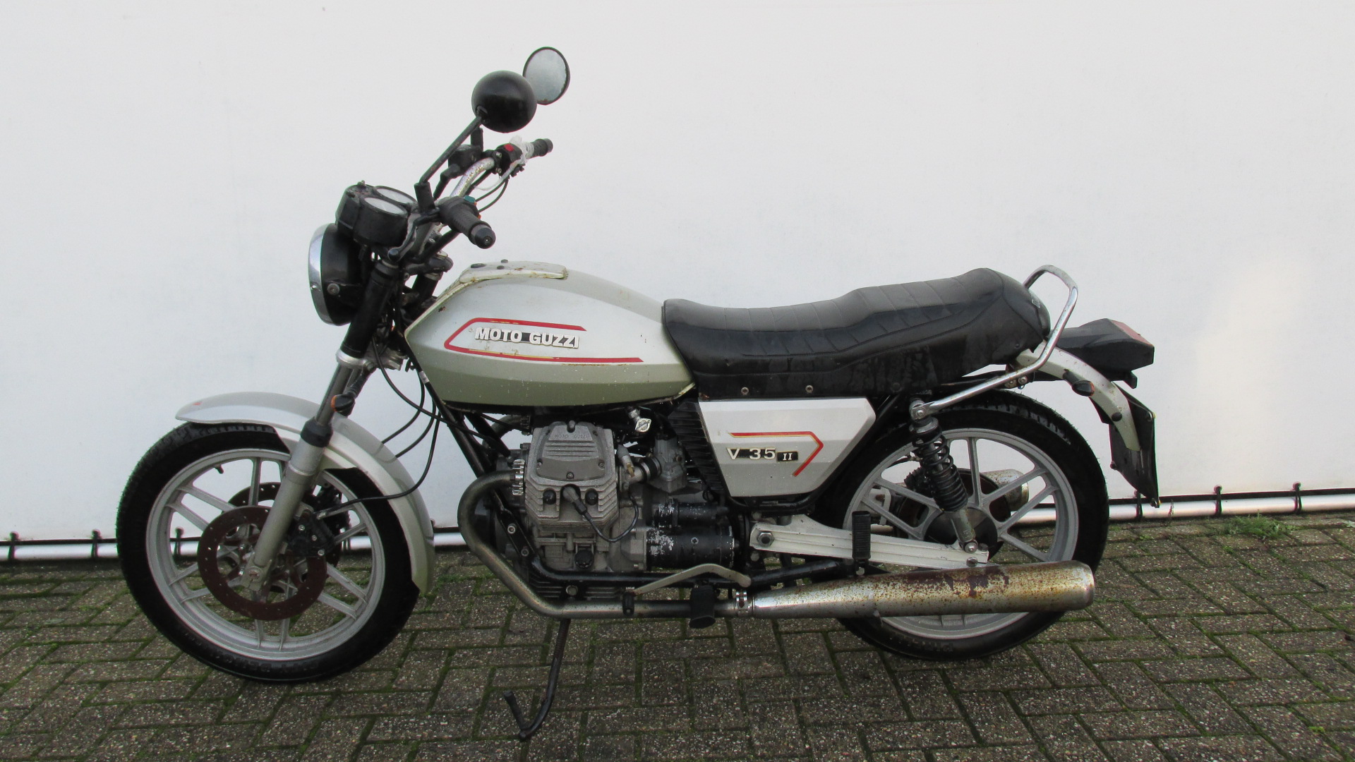In Onderdelen: Moto Guzzi V35 II 1986 70.199Km