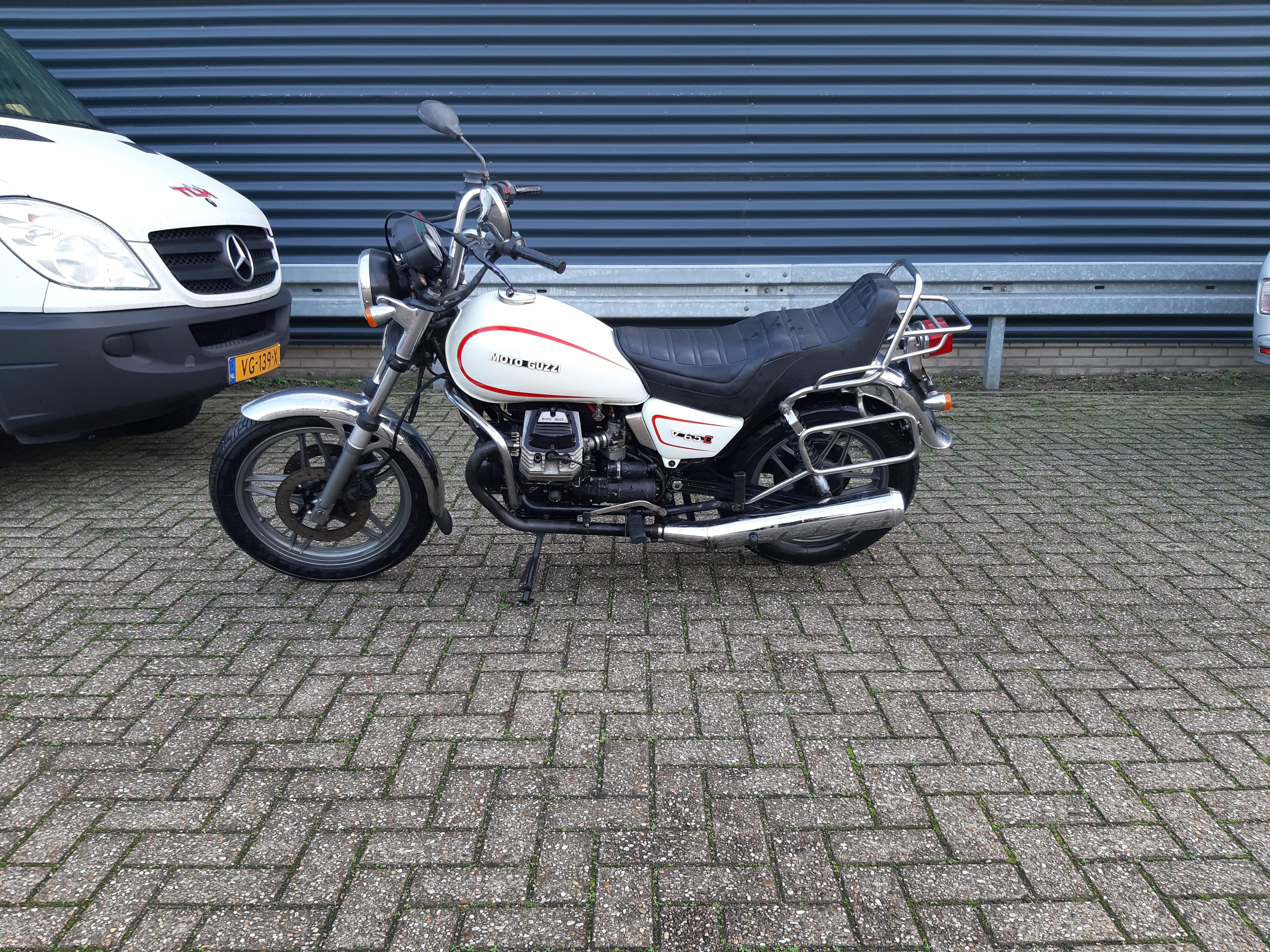 In Onderdelen: Moto Guzzi V65 Custom 1985 48.065Km