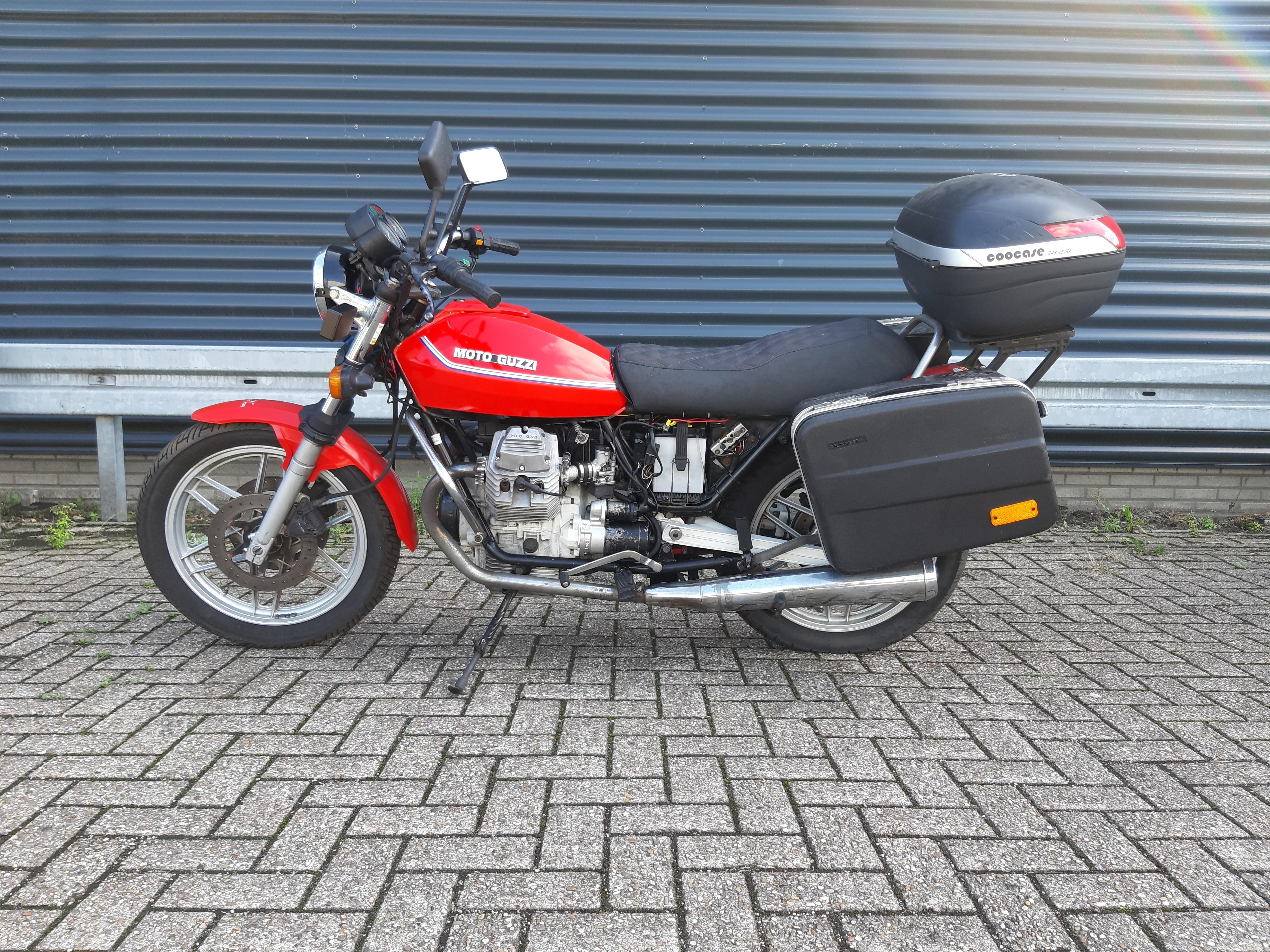 In Onderdelen: Moto Guzzi V65 1989 82.403Km