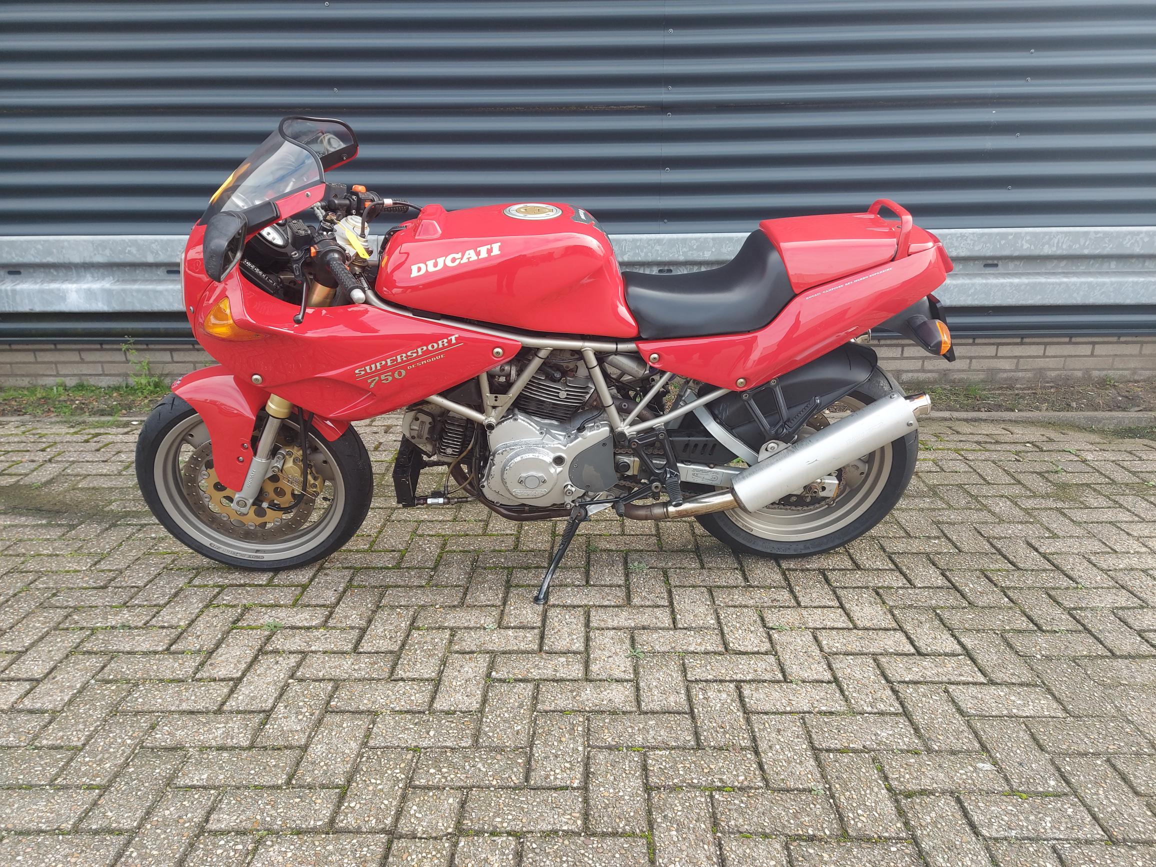 In Onderdelen: Ducati Supersport 750 1994 48.001Km