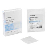 Oil Emulsion Impregnated Dressing McKesson 3 X 3 Inch Acetate Gauze USP White Petrolatum / Mineral Oil Sterile 61-77041 Box/50 61-77041 MCK BRAND 488939_BX