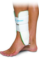 Air Ankle Support Air-Stirrup® Medium Hook and Loop Closure Right Ankle 02BR Pack of 1 02BR Air-Stirrup® 227849_EA