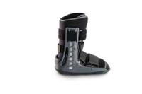 Walker Boot MaxTrax™ 2.0 Walker Non-Pneumatic Large Left or Right Foot Adult 79-95717 Pack of 1 79-95717 MaxTrax™ 2.0 Walker 1211377_EA