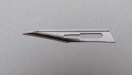 Surgical Blade Bard-Parker® Rib-Back® Carbon Steel No. 11 Sterile Disposable Individually Wrapped 371111 Case of 150 371111 Bard-Parker® Rib-Back® 199989_CS