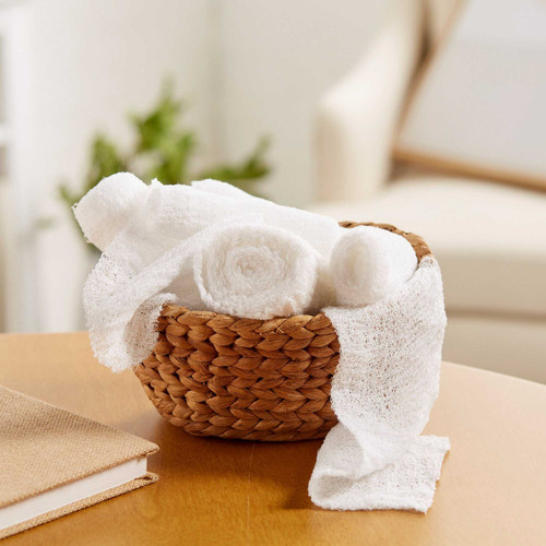 Fluff Bandage Roll McKesson 4-1/2 Inch x 3-1/10 Yard 1 per Pouch Sterile 6-Ply Roll Shape 16-4043 Pack of 1 7502 McKesson 1102426_EA