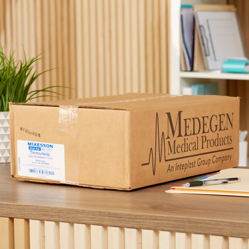 McKesson Biohazard Waste Bag Biohazard Symbol / Infectious Waste 20 to 25 gal. Red 28 X 31 Inch, 03-4530, Case of 250