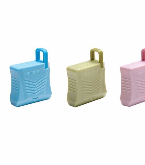 Pediatric Lancet Gentleheel 2.5 mm Blade Retractable Push Button Activation Heel GHN10X50, Box of 50