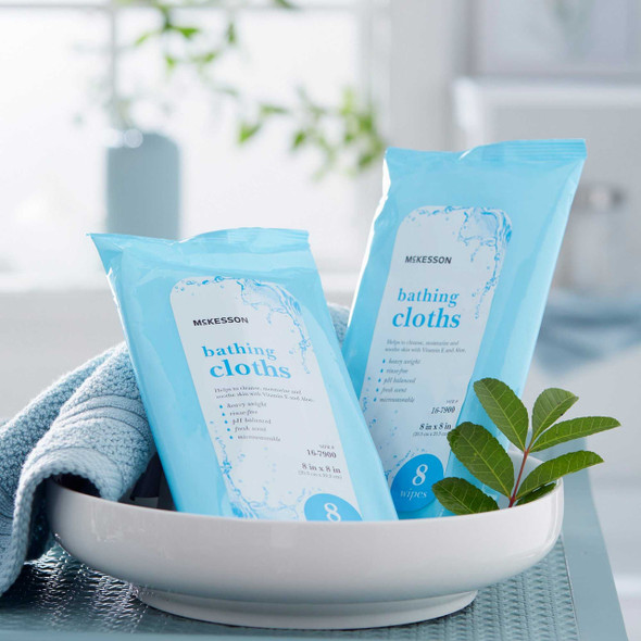 Rinse-Free Bath Wipe McKesson Soft Pack Purified Water / Methylpropanediol / Glycerin / Aloe Scented 8 Count 16-7900 Case/352 51885 MCK BRAND 1121227_CS