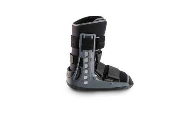 Air Walker Boot MaxTrax™ 2.0 Air Pneumatic Small Left or Right Foot Adult 79-95733 Pack of 1 79-95733 MaxTrax™ 2.0 Air 1211385_EA