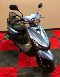 Linhai 50-V Moped Scooter, Electric and kick Start - Blue-Right-View