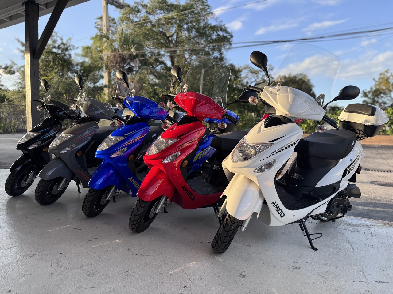 Amigo Beemer-50 FA 49cc Moped Scooter 4 Stroke Single Cylinder Ca Approved