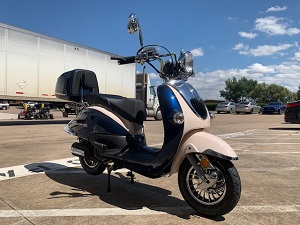 Trail Master Sorrento 50A Scooter, Stylish Two Tone, Fully Assembled In Crate