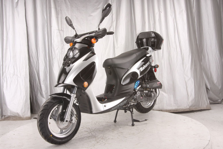 VITACCI  BAHAMA 150cc (QT-12A) Scooter, 4 Stroke, Air-Forced Cool,Single Cylinder - Fully Assembled and Tested - Black