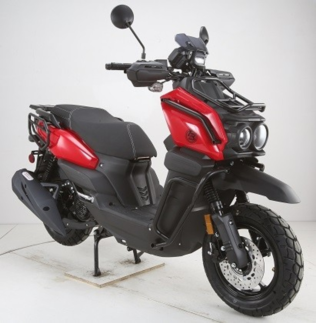 Boss Motor Frontier 200cc Moped Scooter, 12 Inch Aluminium Rim With Meaty Tire, Automatic CVT