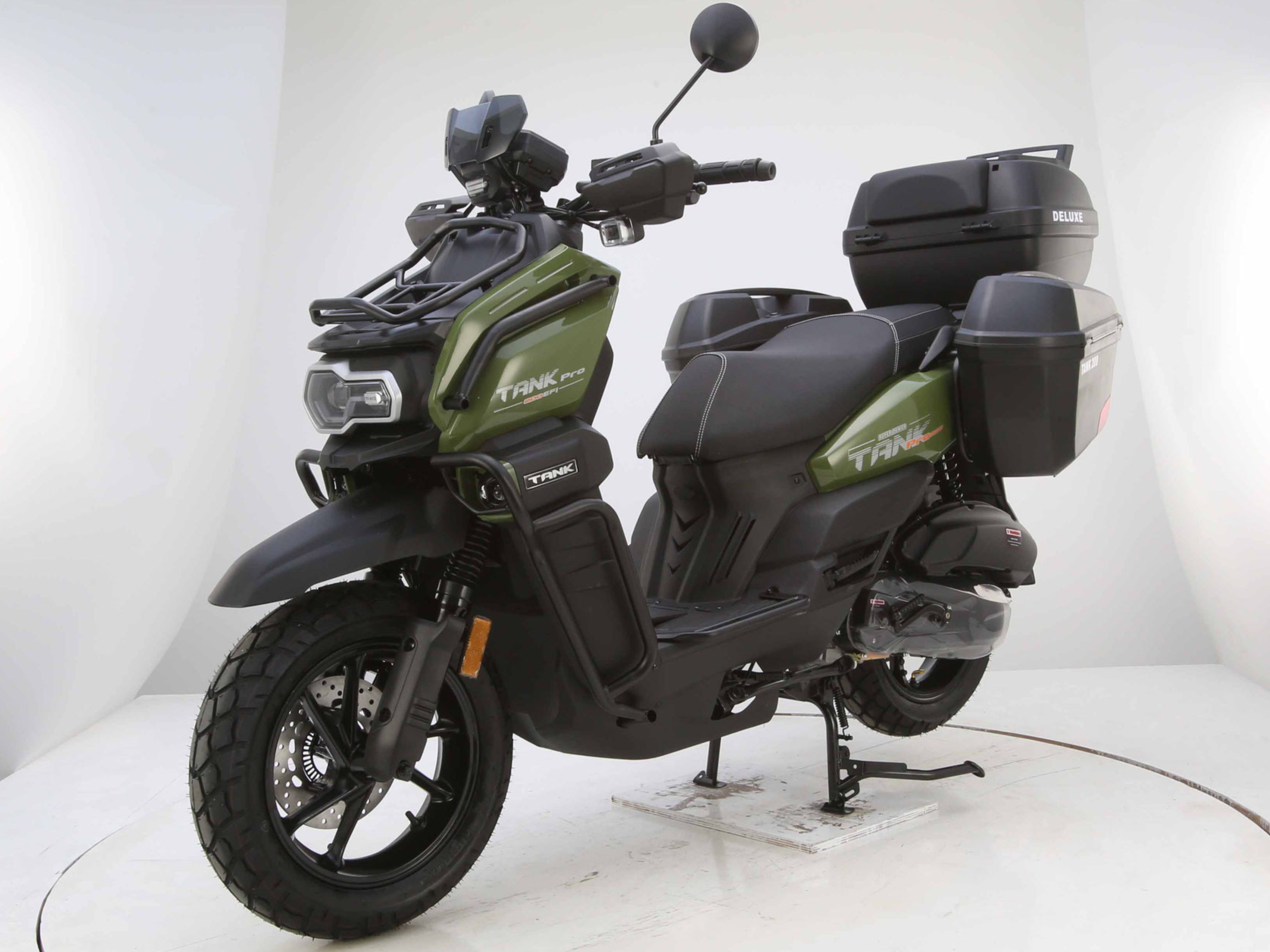 New Army-Style Tank 200 EFI Deluxe Scooter – Bigger Tires & Bluetooth - Fully Assembled and Tested