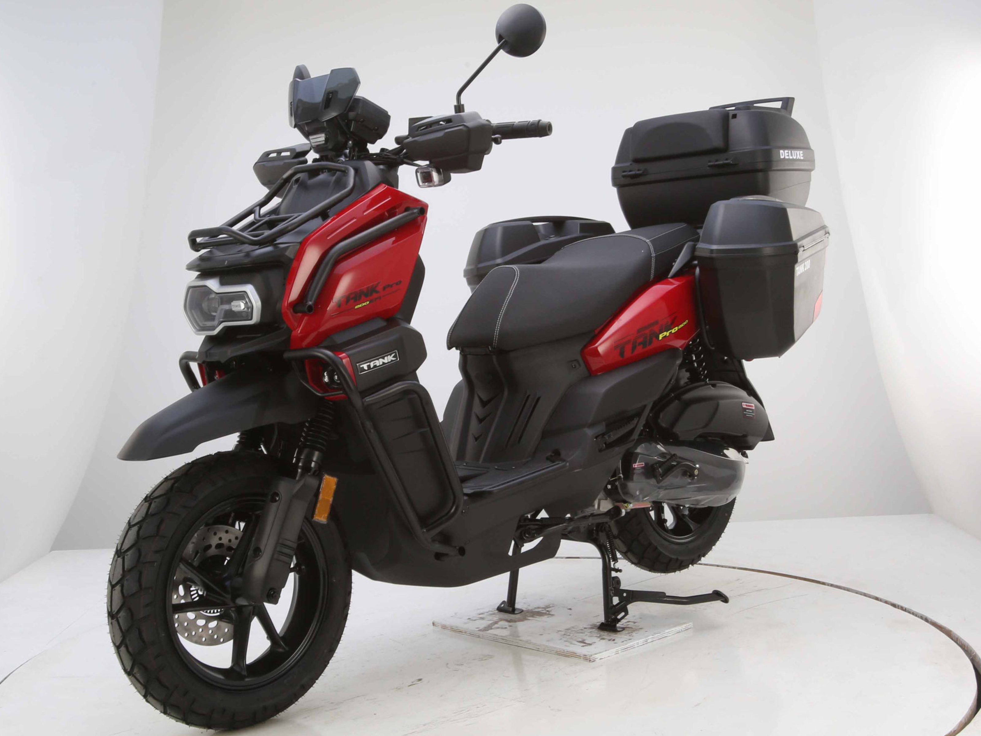 New Army-Style Tank 200 EFI Deluxe Scooter – Bigger Tires & Bluetooth - Fully Assembled and Tested