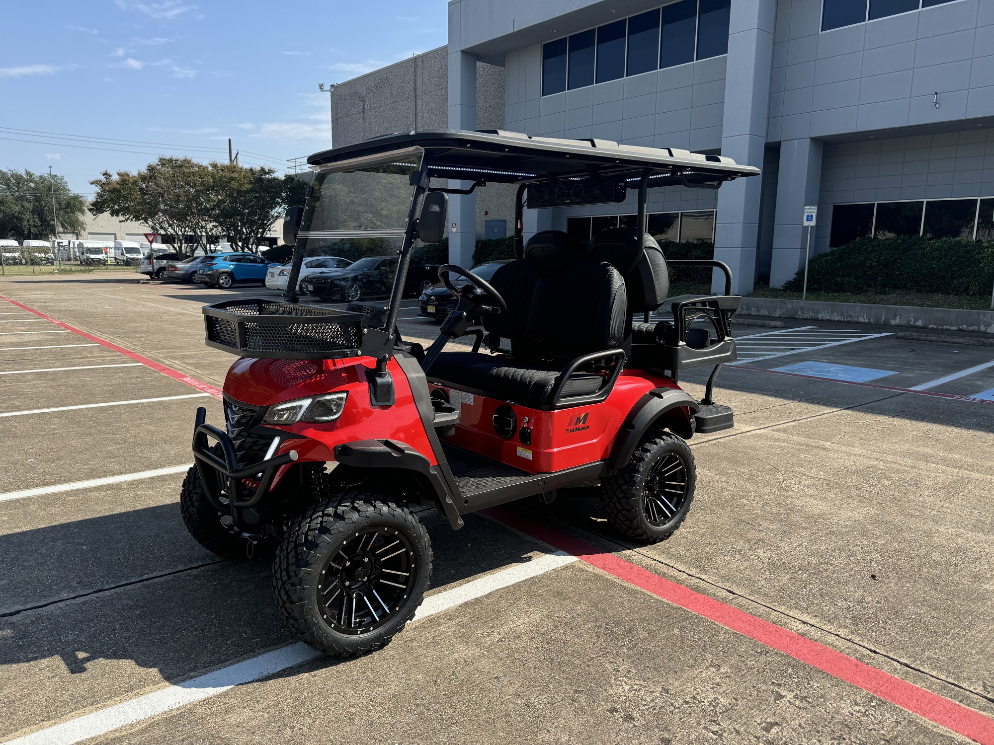 TBM X4-SEATER GOLF CART WITH 5KW LITHIUM BATTERY