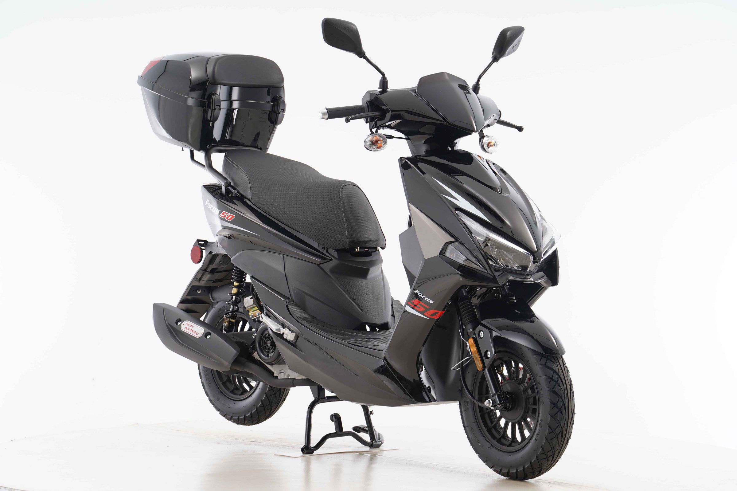 Vitacci FOCUS ST 50cc Gas Powered Scooter – CVT Auto, Street Legal, USB & Rear Box Included