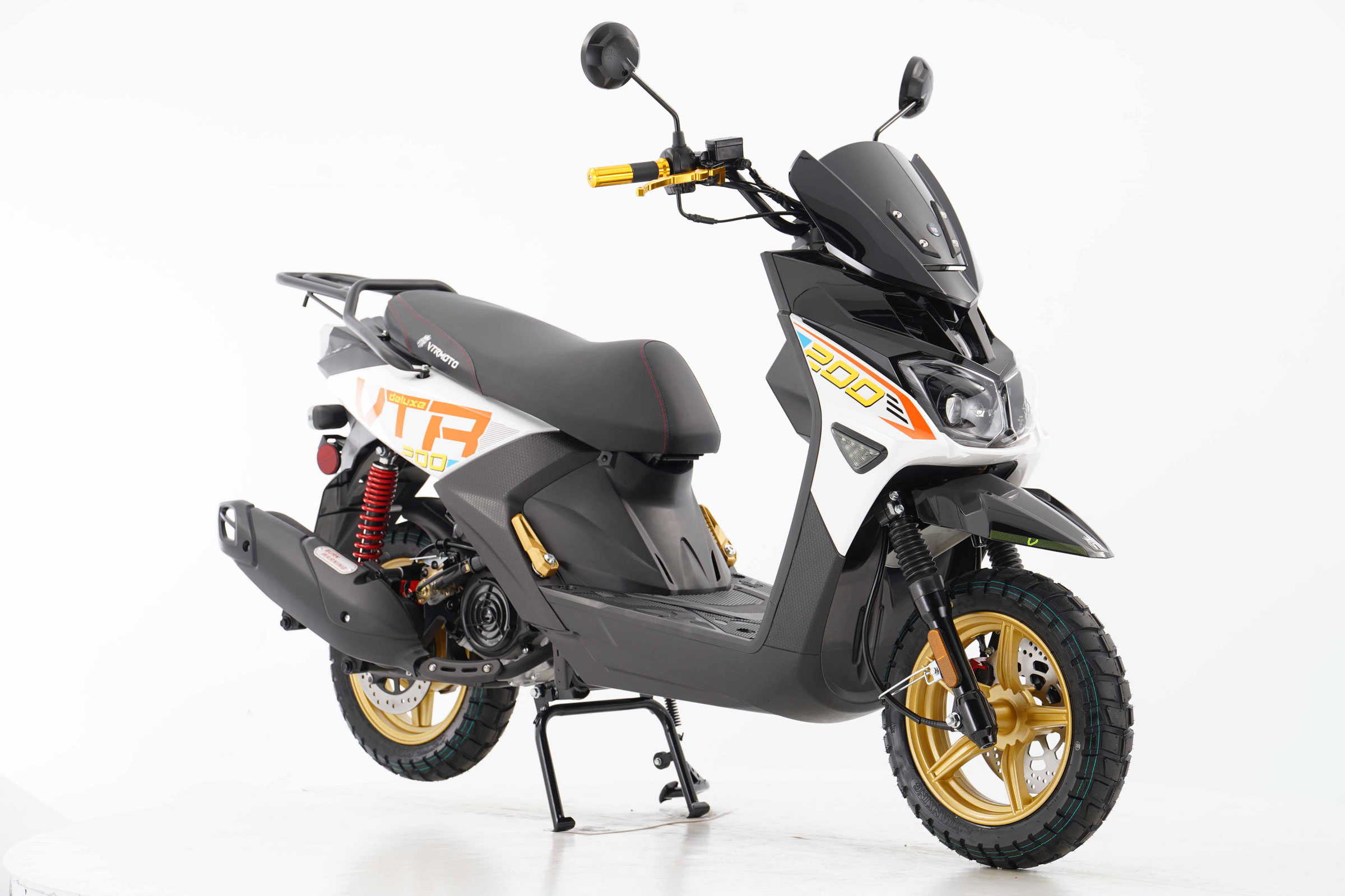 Vitacci VTR 200 Scooter | Powerful 169cc | Big Trunk, Digital Dash & Alloy Wheels