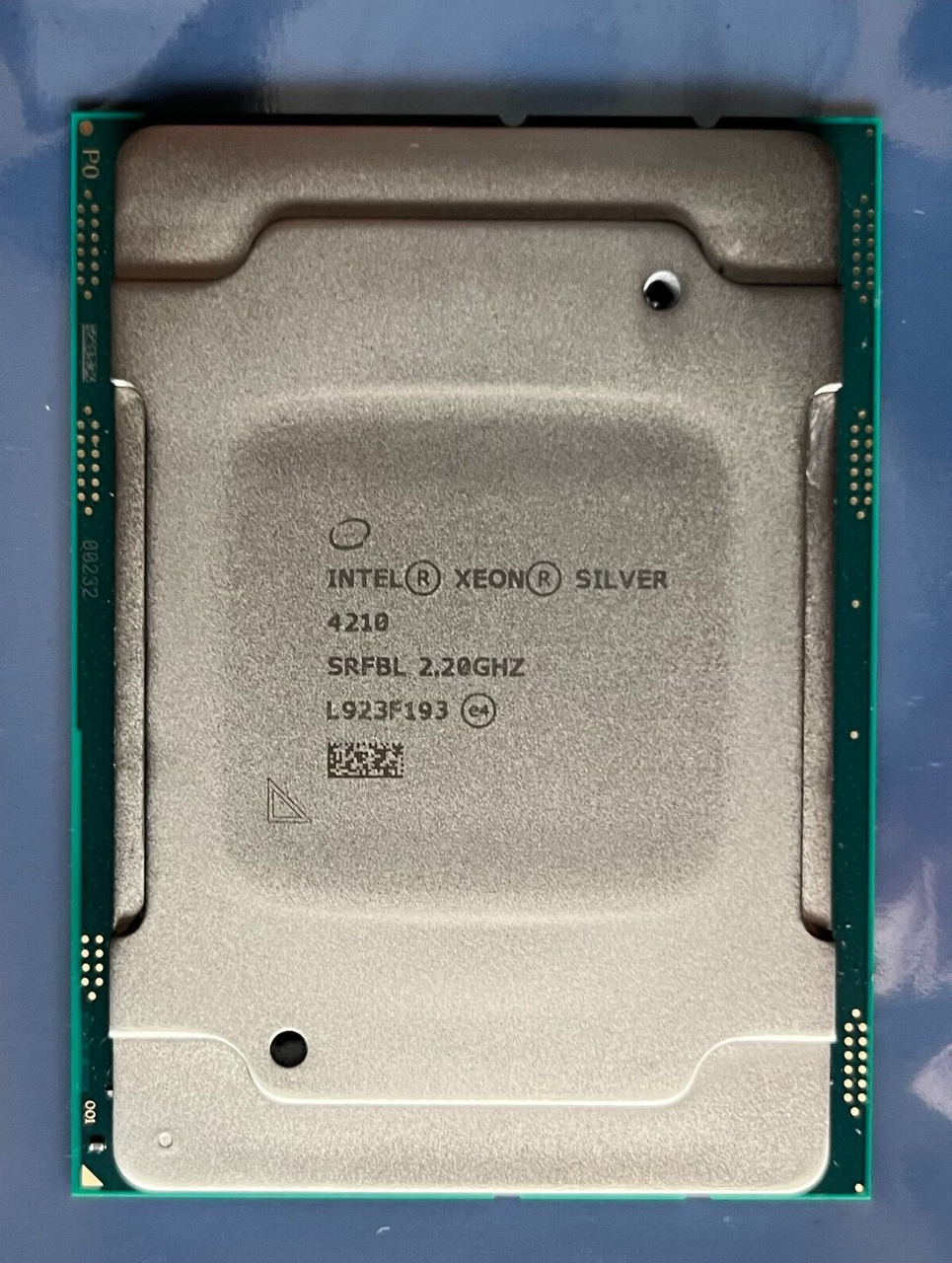 Intel Xeon Silver 4214 SRFB9 2.20GHz 16.5MB 12 Core LGA3647 CPU Processor