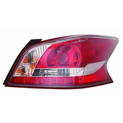 Passenger Side Tail Light For 2013 Nissan Altima Sedan No LED Right