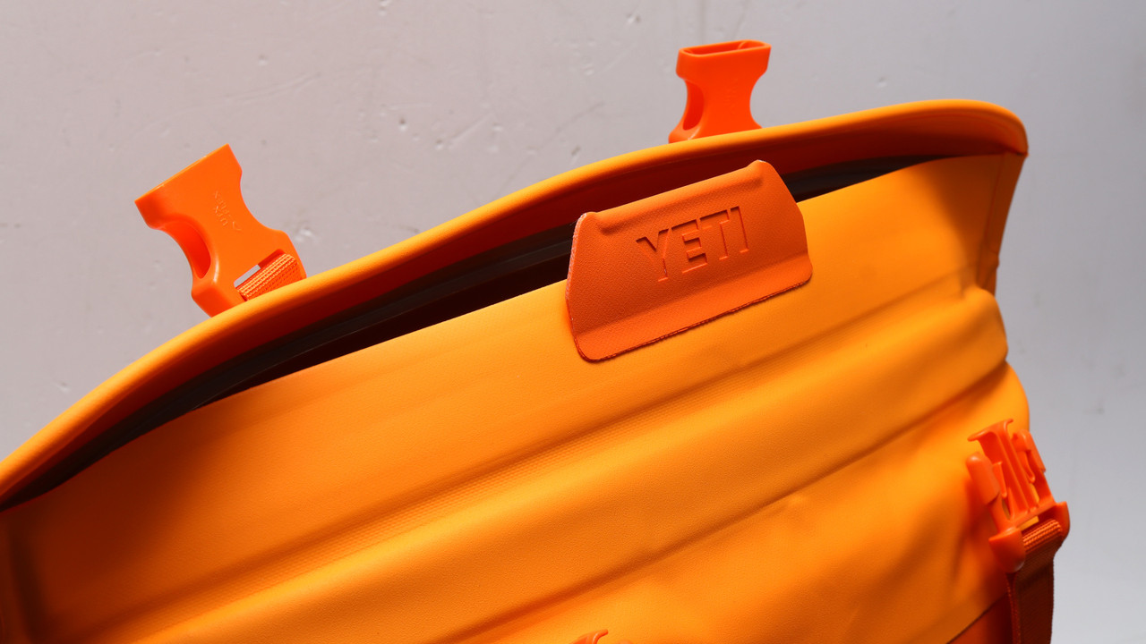 Yeti M20 Hopper 20qt Soft Sided Backpack Cooler, Orange Yeti M20 Hopper 20qt Soft Sided Backpack Cooler, Orange