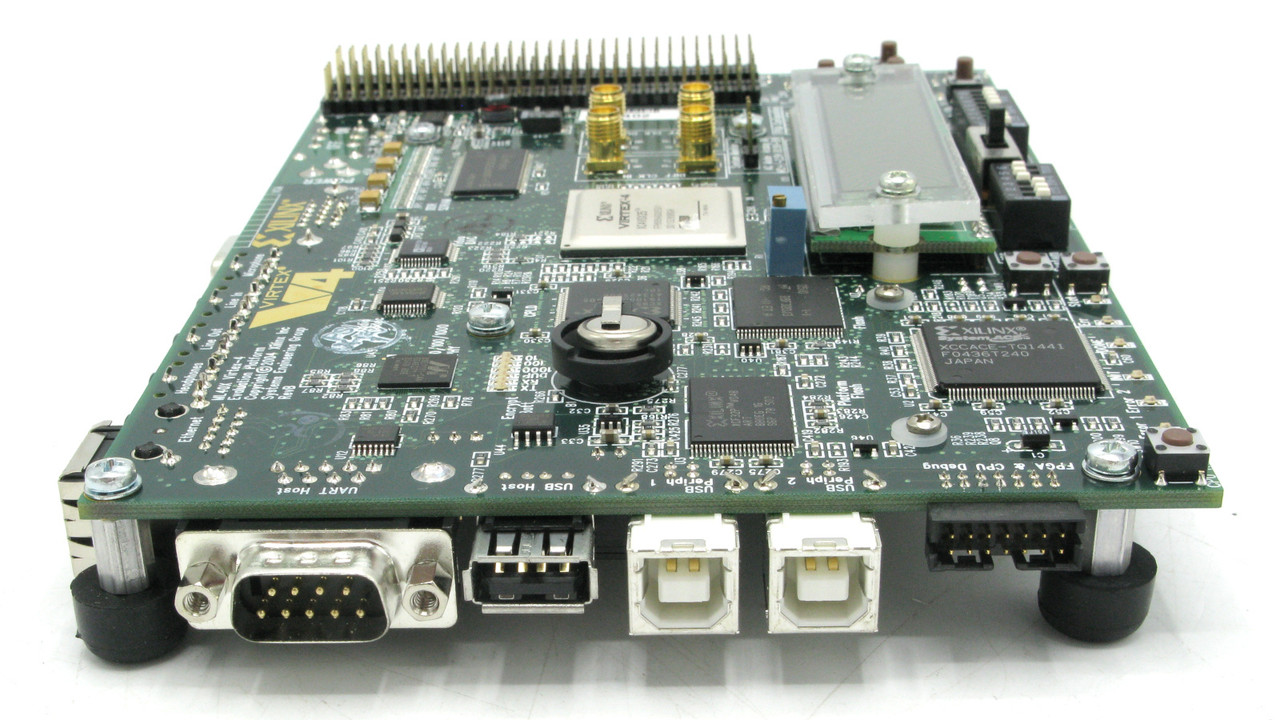 Xilinx Virtex-4 ML402 Evaluation Platform