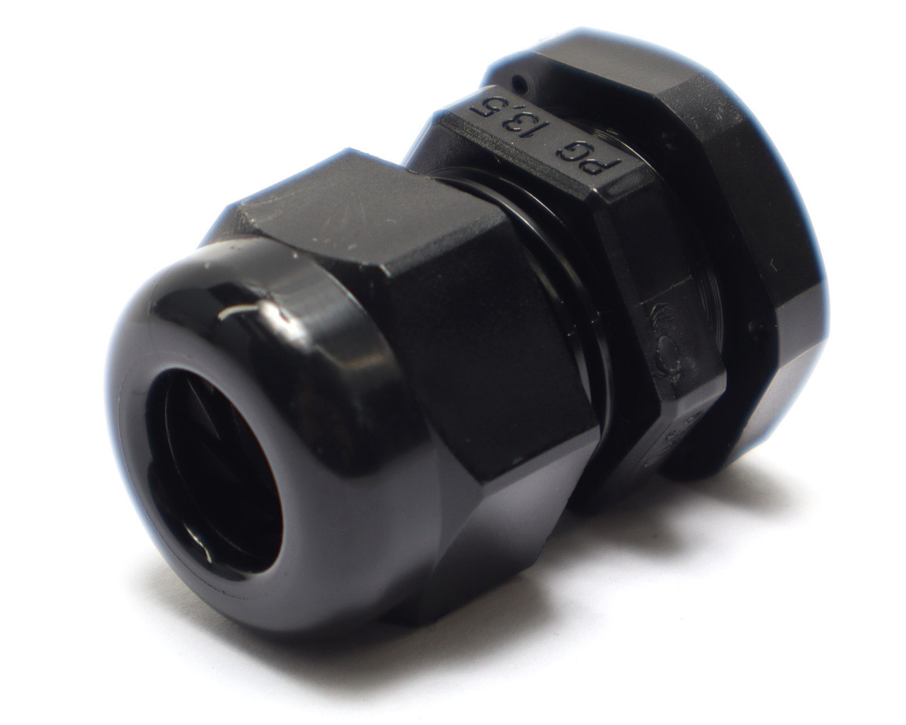 Heyco 3216 Liquid Tight Cordgrips w/Locknut, PG 13.5 Hub, Black, 25pcs