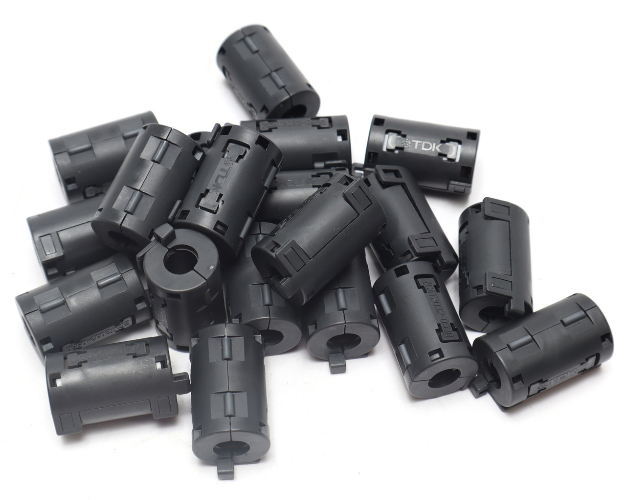 TDK Corporation ZCAT2032-0930 Hinged Ferrite Core Clamps, 100OHM, 20pc