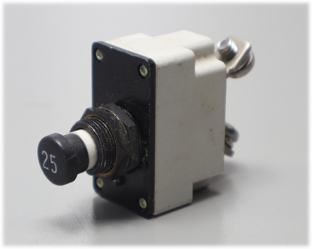 Klixon MS24510-A25 Push Button Circuit Breaker, 25 Amps