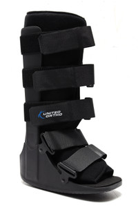 United Ortho Cam Walker Fracture Boot, Medium, Black