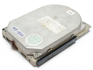 Seagate ST-251N 43MB 3600RPM SCSI 5.25-inch Internal Hard Drive Seagate ST-251N 43MB 3600RPM SCSI 5.25-inch Internal Hard Drive