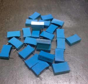 Poly film capacitors, 0.003UF/3000PF 800V, 25pcs Poly film capacitors, 0.003UF/3000PF 800V, 25pcs