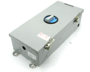 GE TE100J Circuit Breaker Enclosure w/TEB132050 240V, 50 Amp, 3-Pole Breaker GE TE100J Circuit Breaker Enclosure w/TEB132050 240V, 50 Amp, 3-Pole Breaker