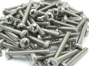 M4 x 30mm Phillips Pan Head Machine Screws, Stainless Steel, 115pc M4 x 30mm Phillips Pan Head Machine Screws, Stainless Steel, 115pc
