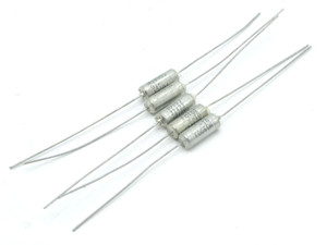 M39003/01-3010 15uF 20% 20V Axial Lead Tantalum Capacitors, 5pcs M39003/01-3010 15uF 20% 20V Axial Lead Tantalum Capacitors, 5pcs