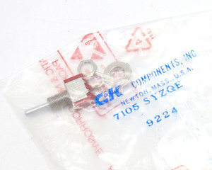 C&K Components 7105 SYZQE, Miniature SPDT, Toggle Switch, Mom-Off-Mom C&K Components 7105 SYZQE, Miniature SPDT, Toggle Switch, Mom-Off-Mom