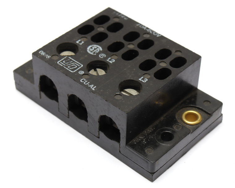Bussmann 11725-3 600V 70 Amp 3-Pole Power Distribution Block Bussmann 11725-3 600V 70 Amp 3-Pole Power Distribution Block