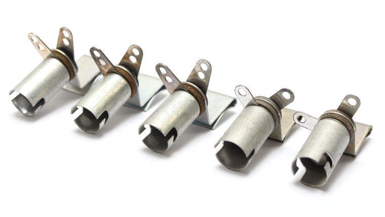 Bayonet Base 2-Lead Socket with Laydown Mounting Bracket, 5pcs