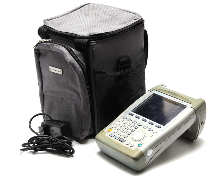 Rohde & Schwarz FSH6 Handheld Spectrum Analyzer, 100 kHz to 6 GHz