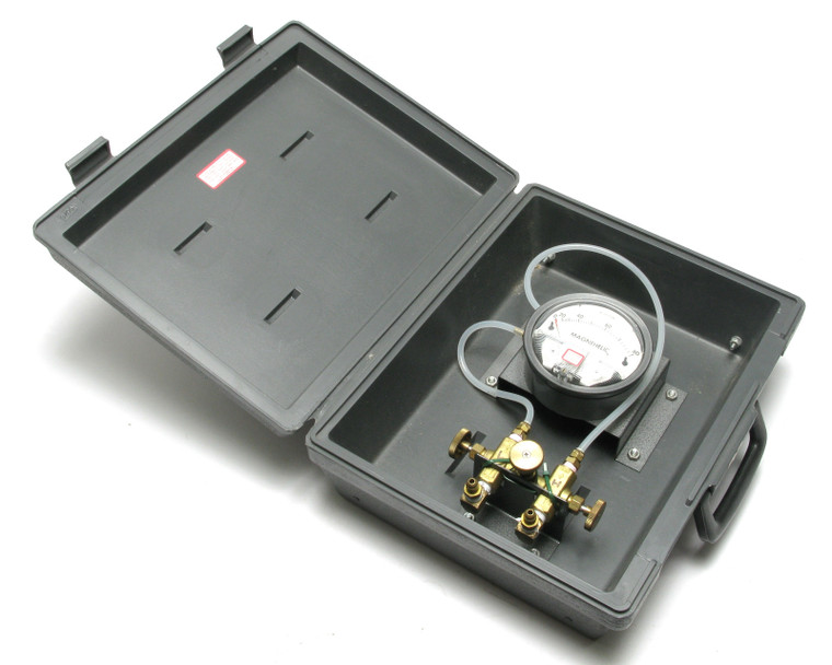 Dwyer 100215-00 Magnehelic Portable Flowmeter Kit