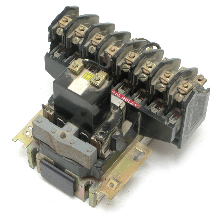 Square D LL0 60 600V 20 Amp Latching Lighting Contactor, 120V Coil