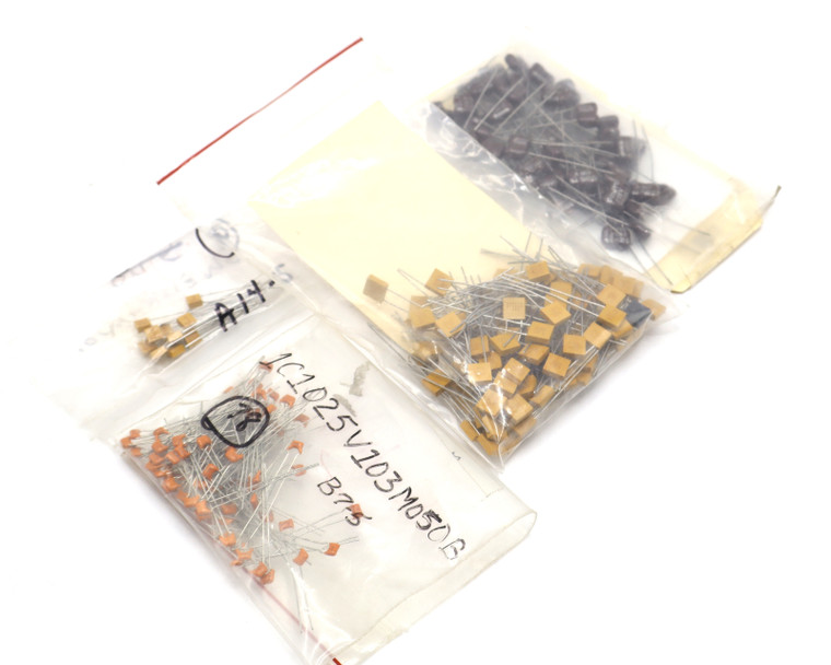 1C1025V103M050B, DM15-202F, M39014/2-1238, & CKR05BX103MS Capacitors, 200pc Lot